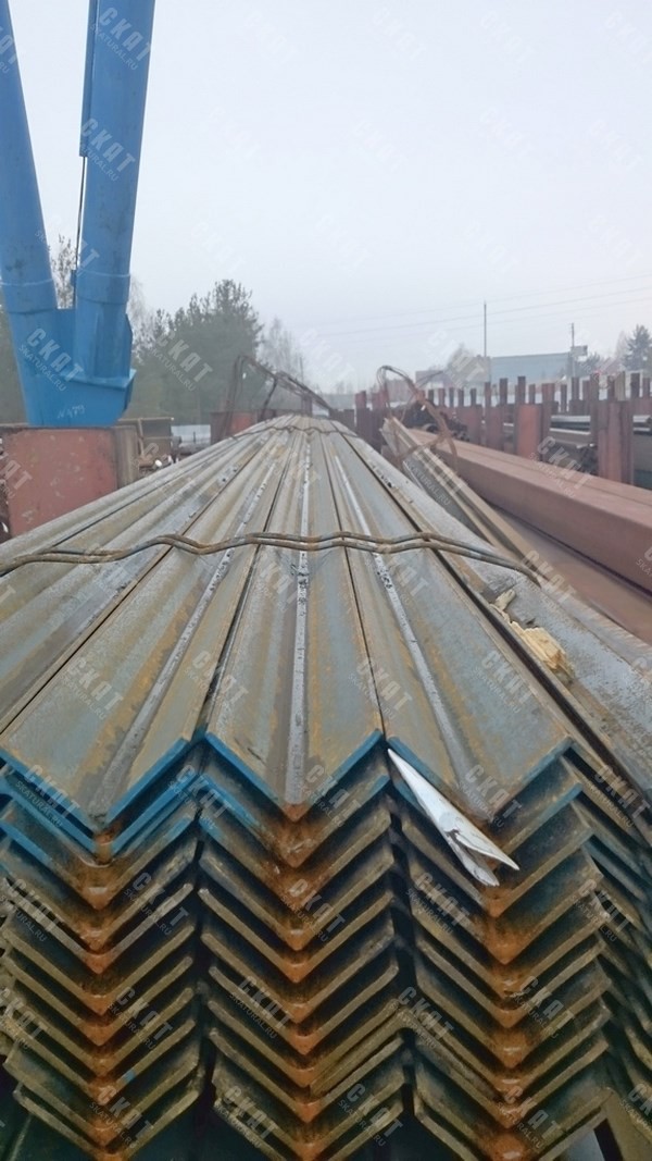  Угол 35х35х4